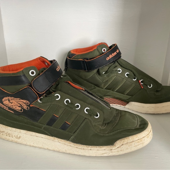 ADIDAS ORIGINALS STAR WARS SNEAKERS - Picture 3 of 11